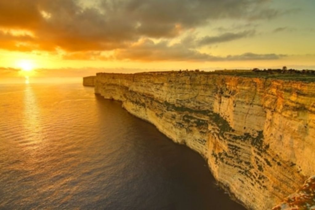 Guía completa: Cómo visitar los acantilados de Dingli, Malta