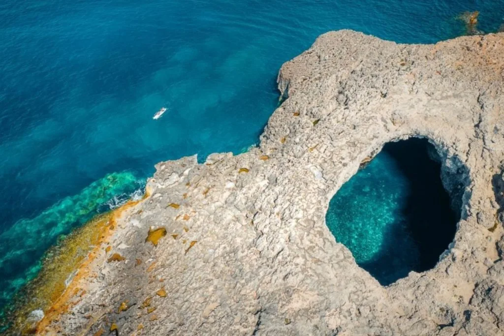 Discover the Stunning Coral Lagoon Coastal Hike