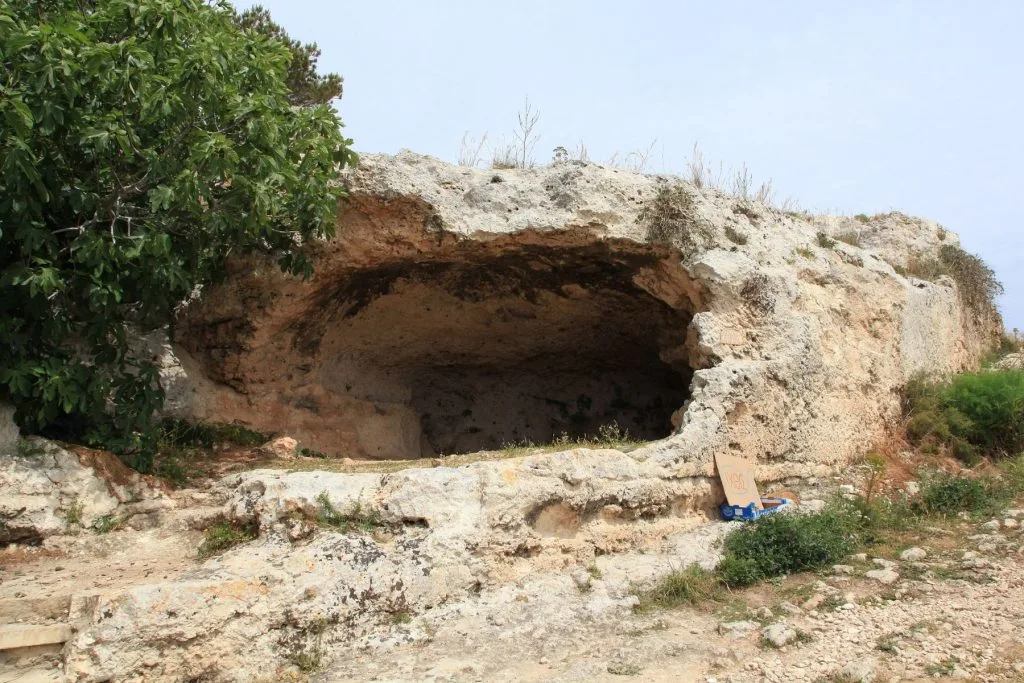 Explore the Roman Road – Cave of the Galley Trail: A Historic Hike